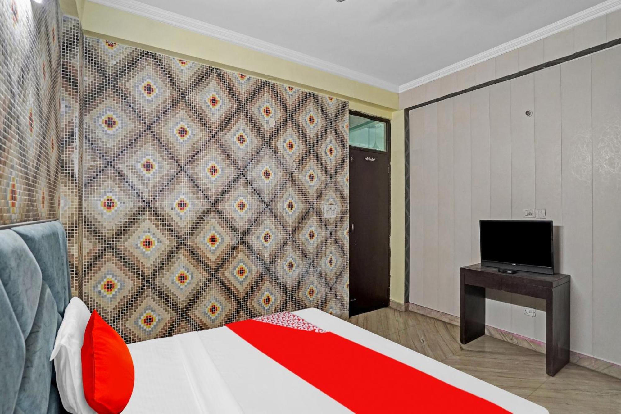 Hotel O Park View Νόιντα Εξωτερικό φωτογραφία